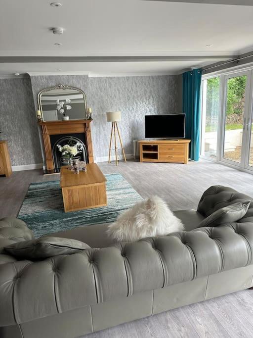 Cameron Coach House Modern Property In Murrayfield Единбург Екстер'єр фото
